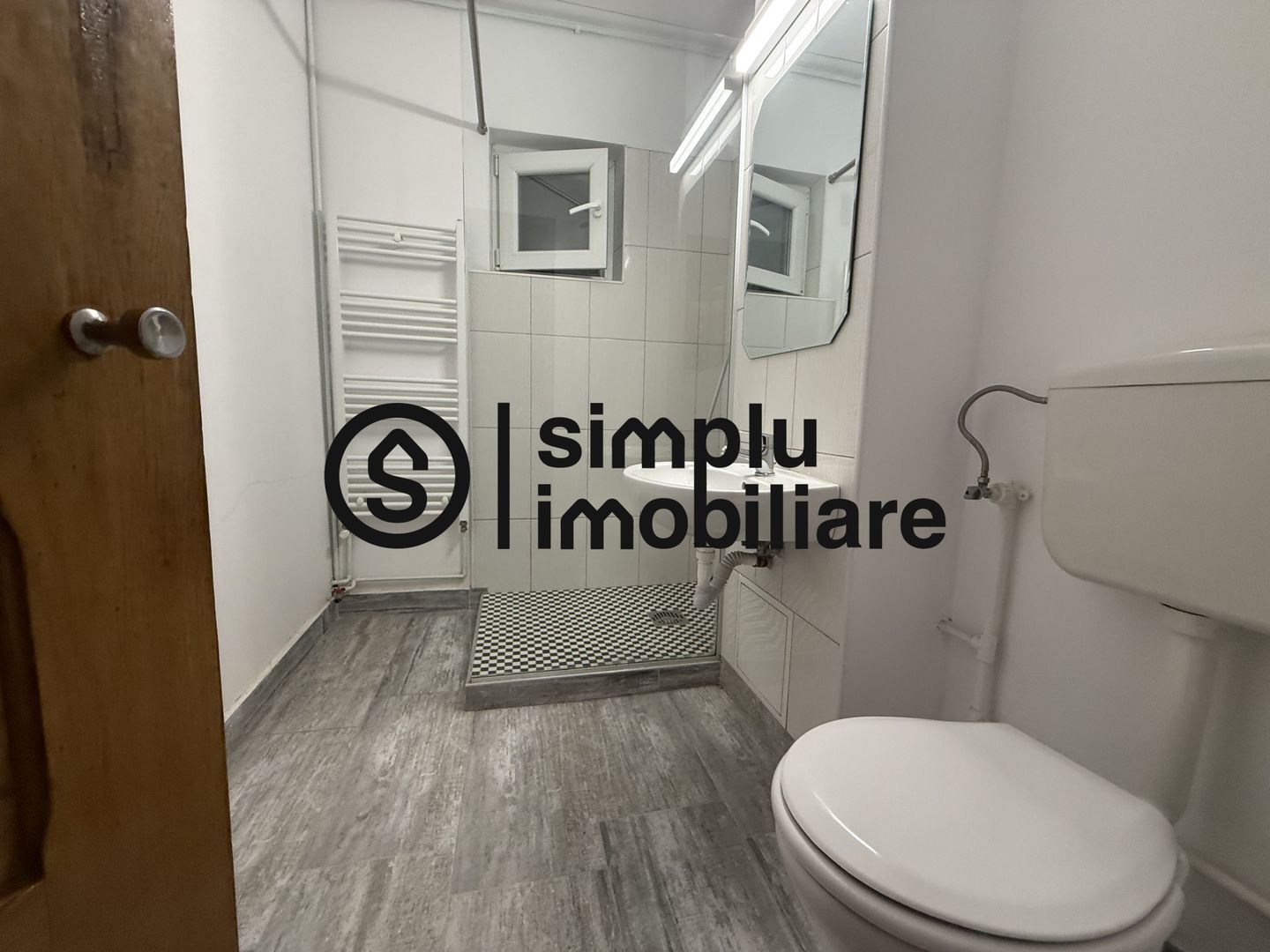 2 camere modificate in 3, etaj 2/4, centrala, Rovine - 115 000 Euro - Poză 14