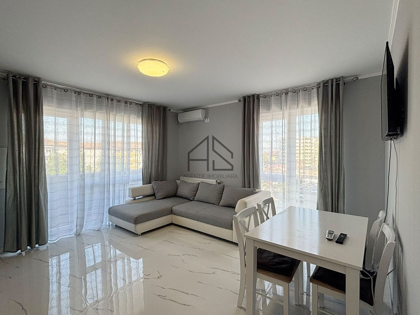 De închiriat | Apartament cu 3 Camere | Loc de parcare | Prima Nufărul - Poză 2