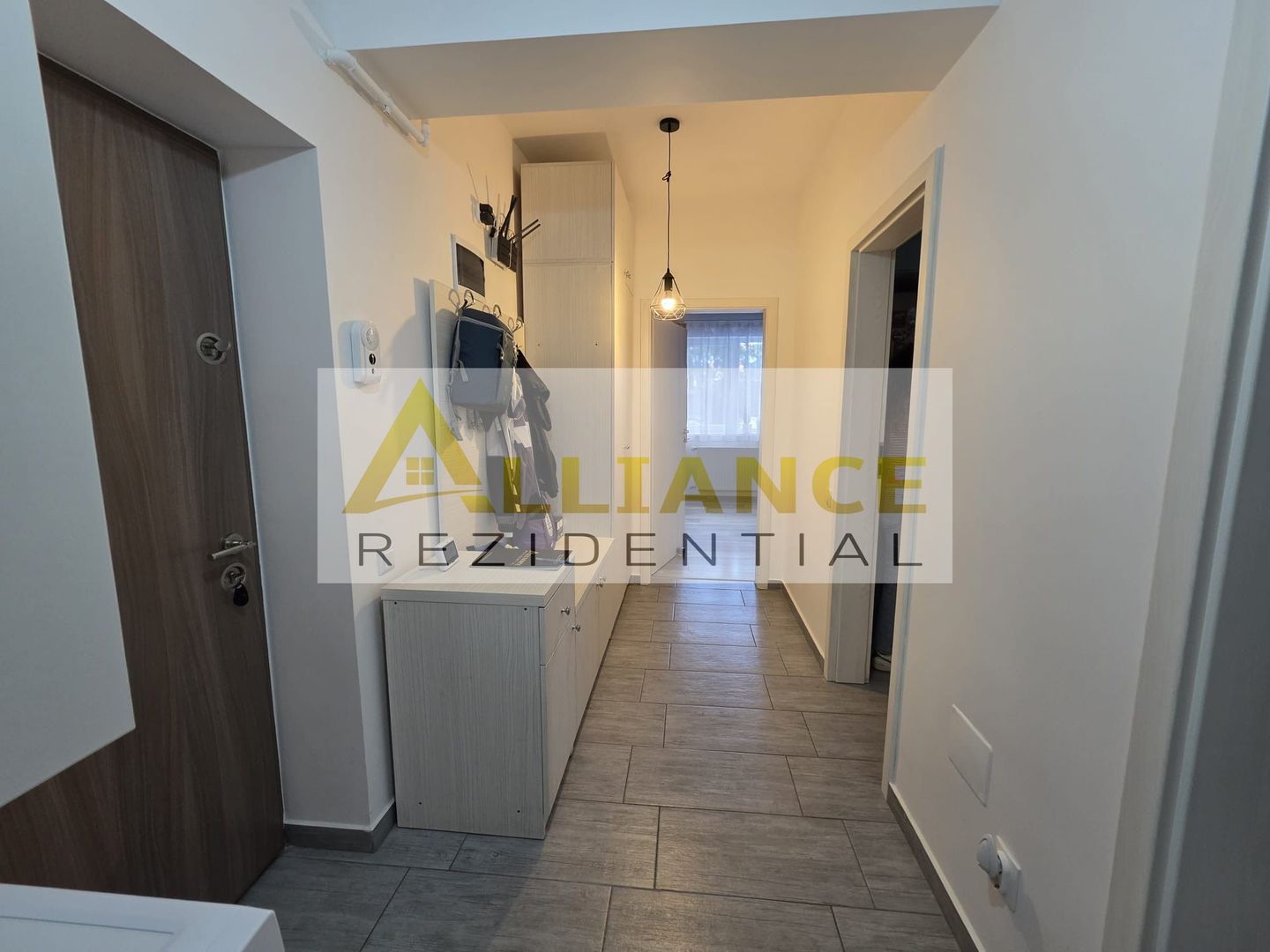 Apartament 2 camere cu curte Pasarela Berceni - Poză 18