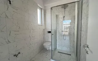Casa individuala - 4 camere  - 2 bai - in ansamblu rezidential-str asfaltata - Poză 12