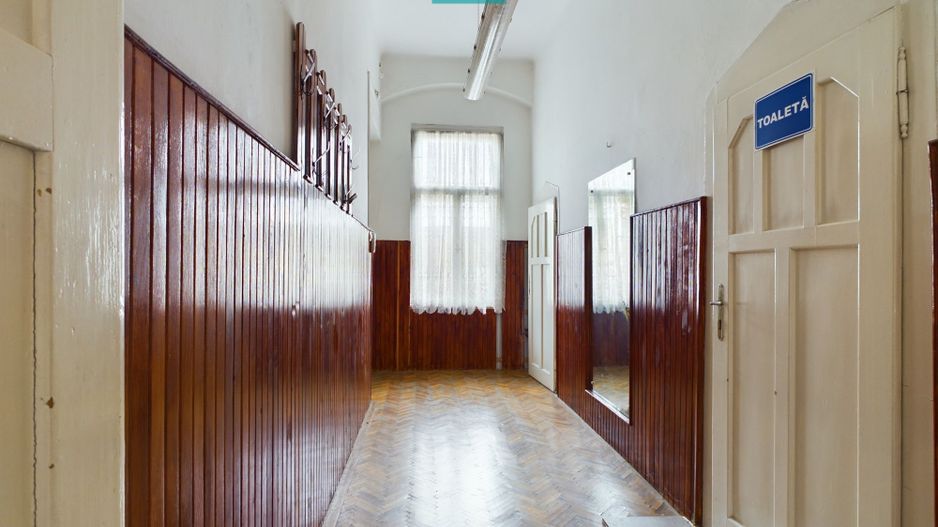 Apartament de închiriat – 3 camere, zonă centrală - Poză 2