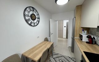 Apartament cu 2 camere, decomandat, in Tractorul - Poză 9