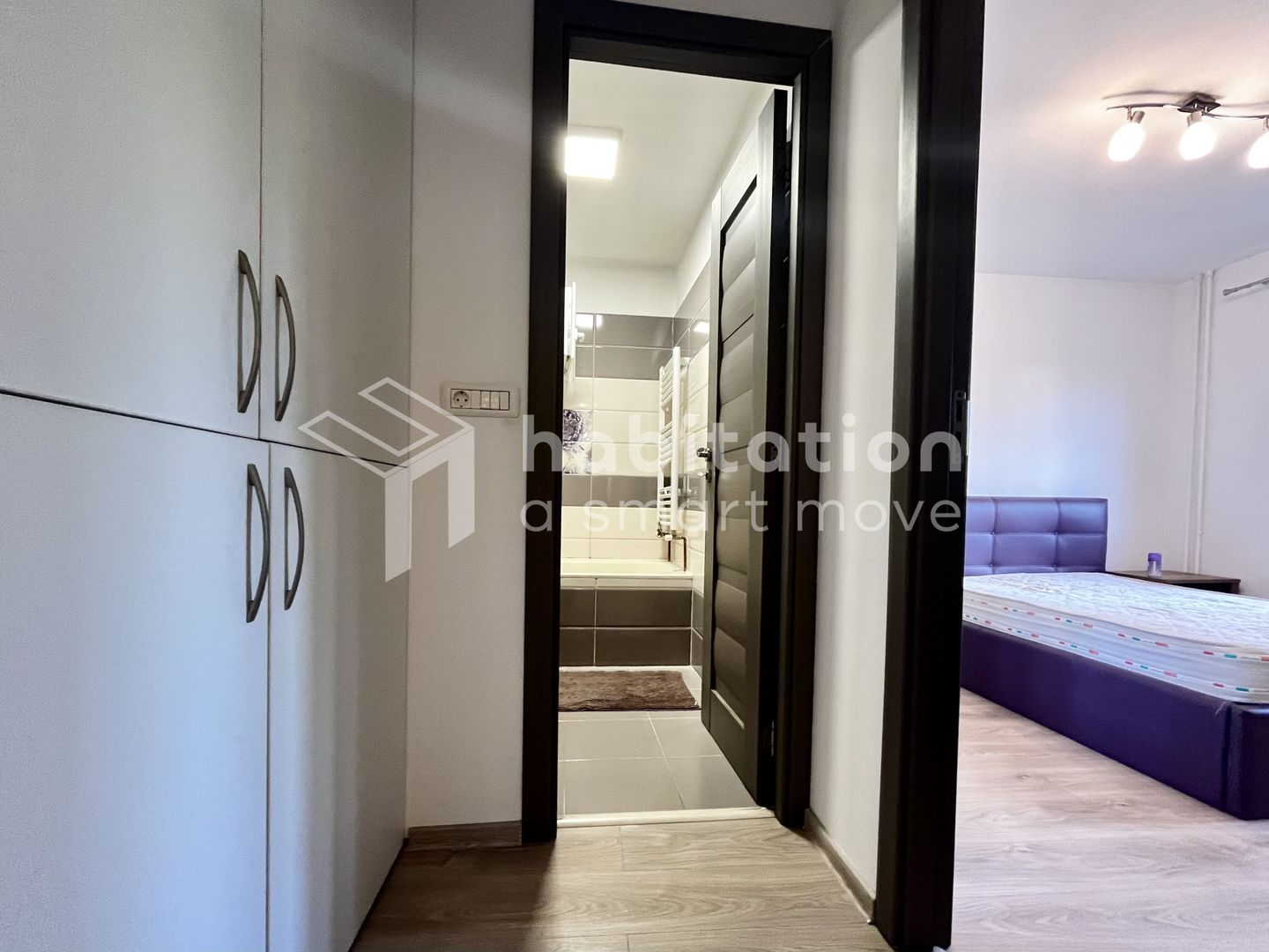 Apartament 3 camere, decomandat, etaj 2, amenajat, in zona Aradului - Poză 10