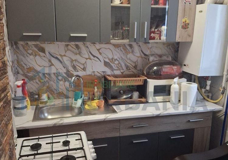 Apartament de vânzare, Tătărași, Iași – 1 cameră, etaj 4/4, mobilat și utilat - Poză 8