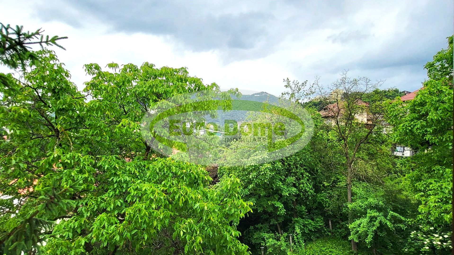 Zona Roata Norocului, apartament cu priveliste deosebita - Poză 2