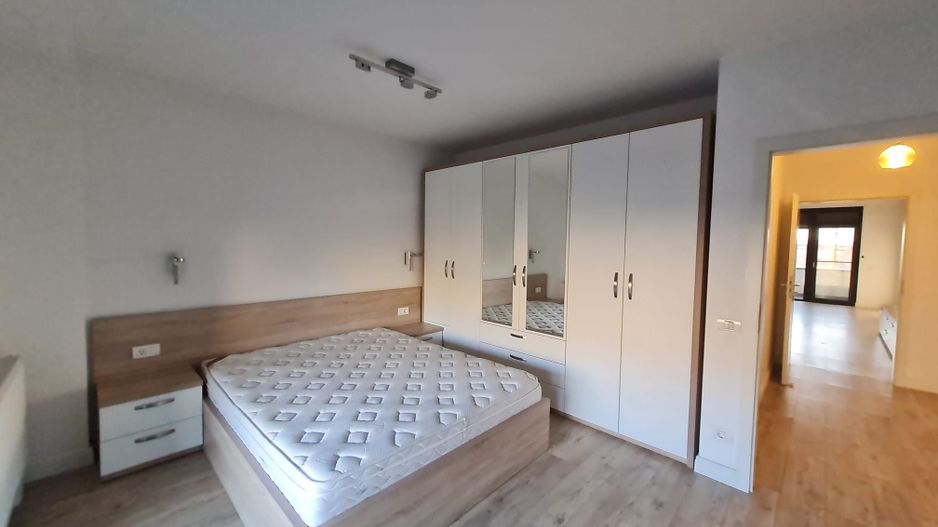 Apartament generos 4 camere zona Elisabetin - Poză 3