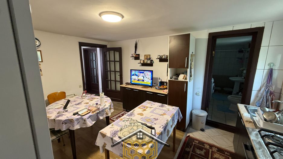 Casa individuala P+ Pod +Beci in sat Robanesti, 10 minute de Craiova - Poză 11