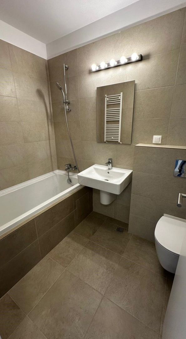 Studio Dublu Superb cu Terasa Generoasa H Pipera Lake - Poză 6