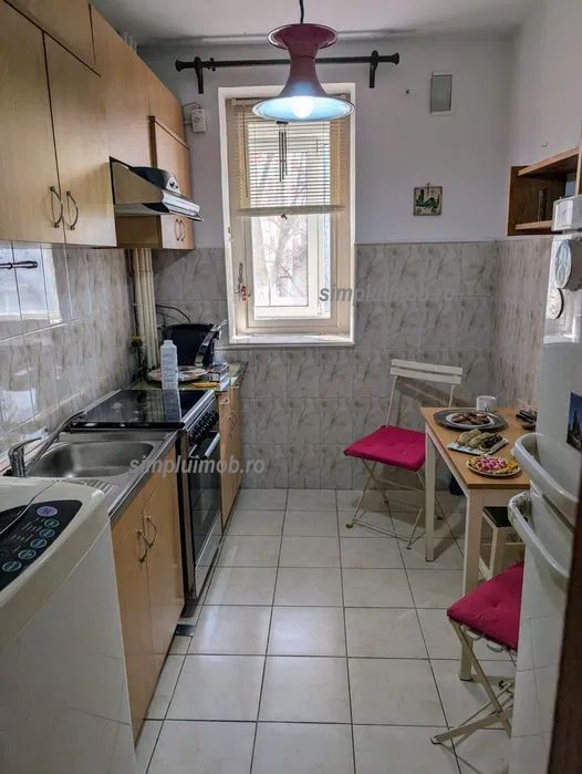 Decomandat etaj intermediar 3 camere Alexandru Obregia - Poză 7