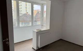Apartament 3 camere de inchiriat | nemobilat, neutilat | langaDoboz - Poză 14