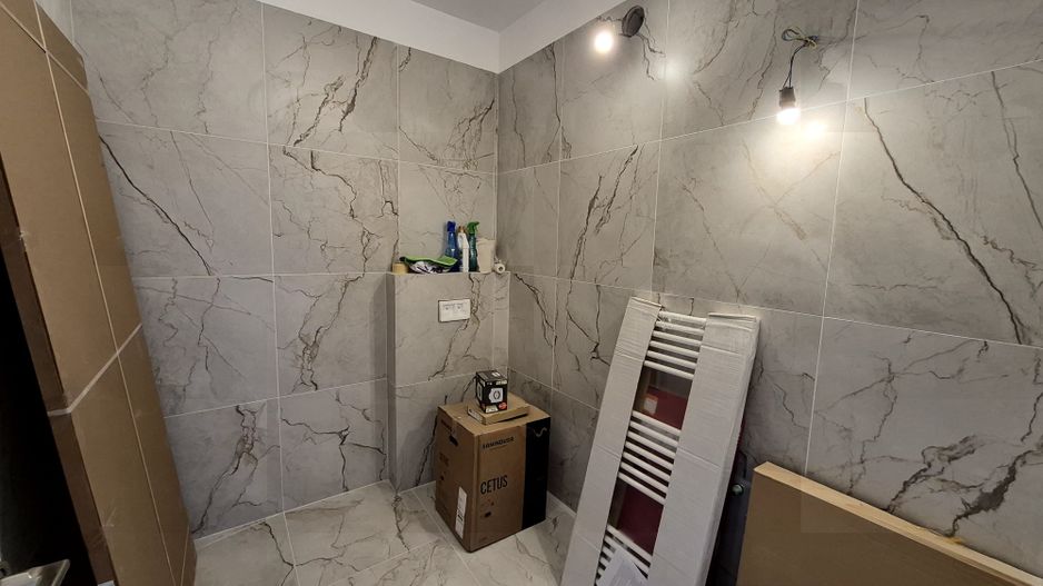 Apartament cu 2 camere 48,90 mp + 21,90 mp terasele + loc de parcare - Busteni - Poză 7