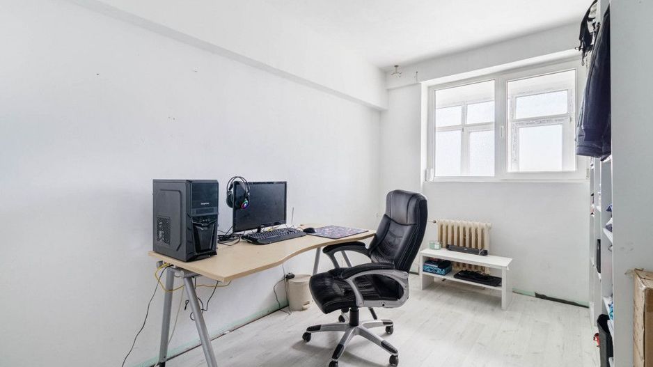 Spațiu generos, potențial imens – apartament 3 camere - Poză 2