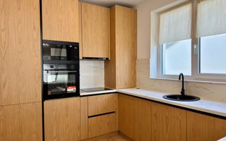 Penthouse 3 camere, 2 bai, finisat la alb, balcon (NCL-5A-Mi-ap.12) - Poză 4
