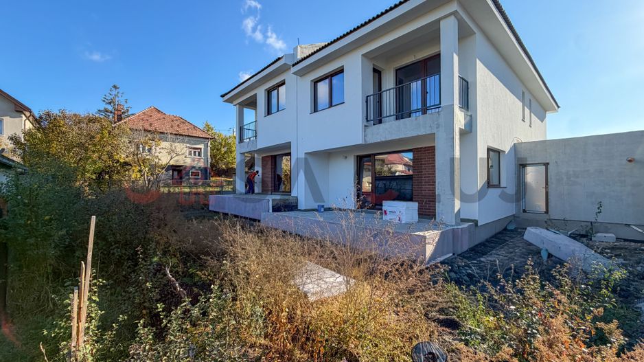 Casa cu 4 camere si garaj in Borhanci, zona TCI! - Poză 3