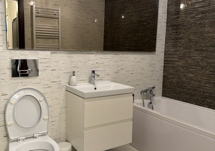 Inchiriez garsoniera noua mobilata - Poză 3