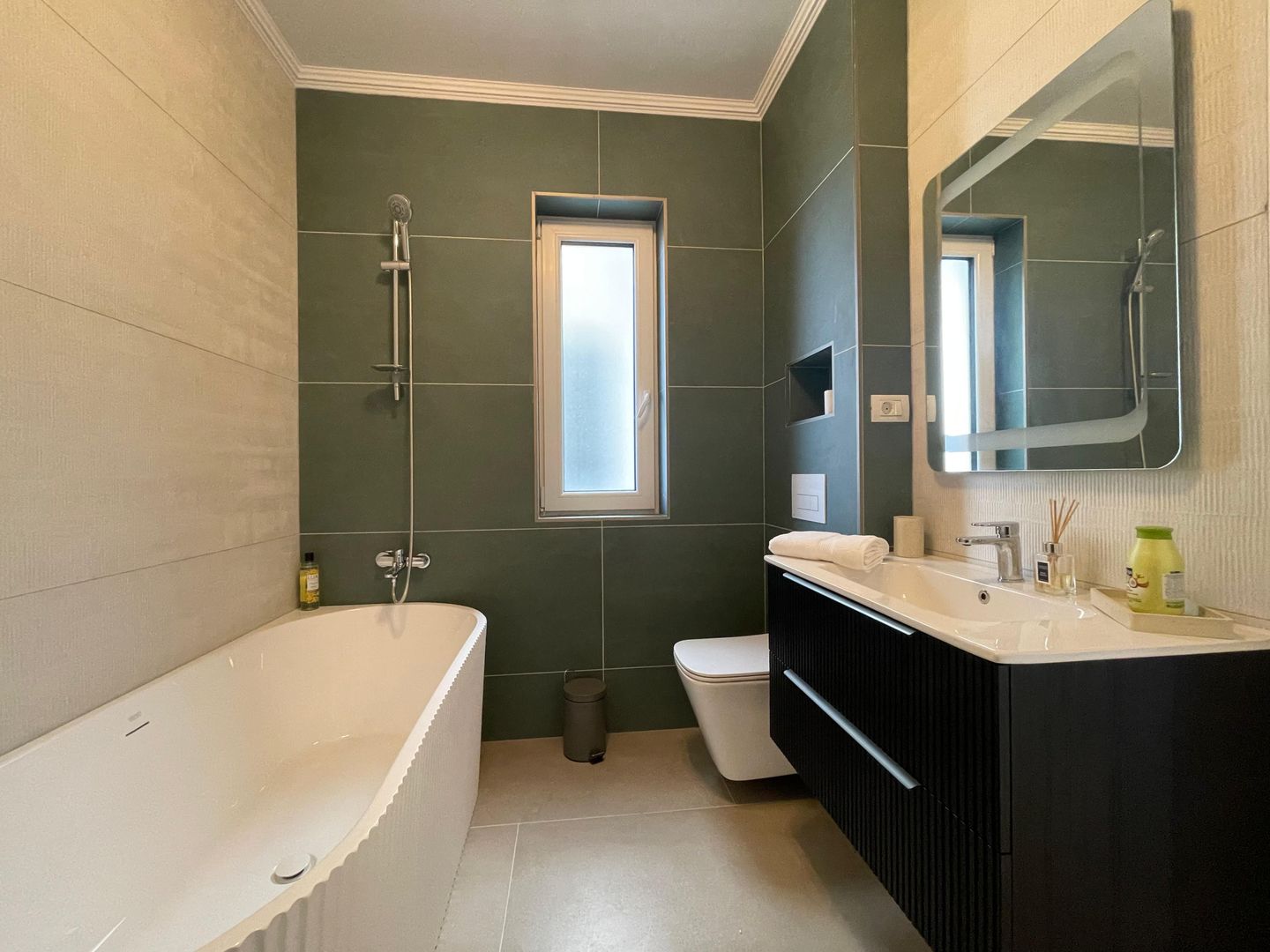 Duplex despărțit prin cameră tehnică cu 3 camere |Moșnița Nouă| - Poză 3