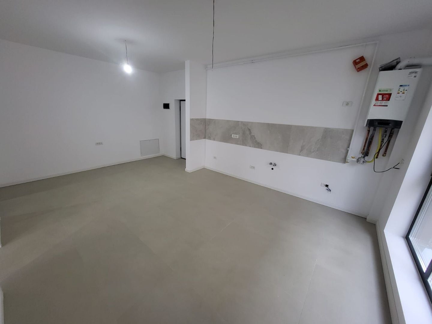 Giroc | Str. Neptun | 2 Camere | Bloc nou | Parcare în CF - Poză 3