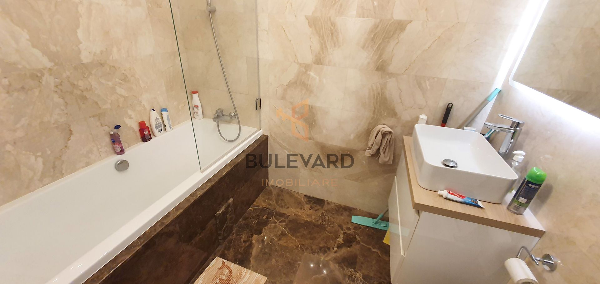 Apartament ultramodern  cu 3 camere in Piata Mihai Viteazu! - Poză 7