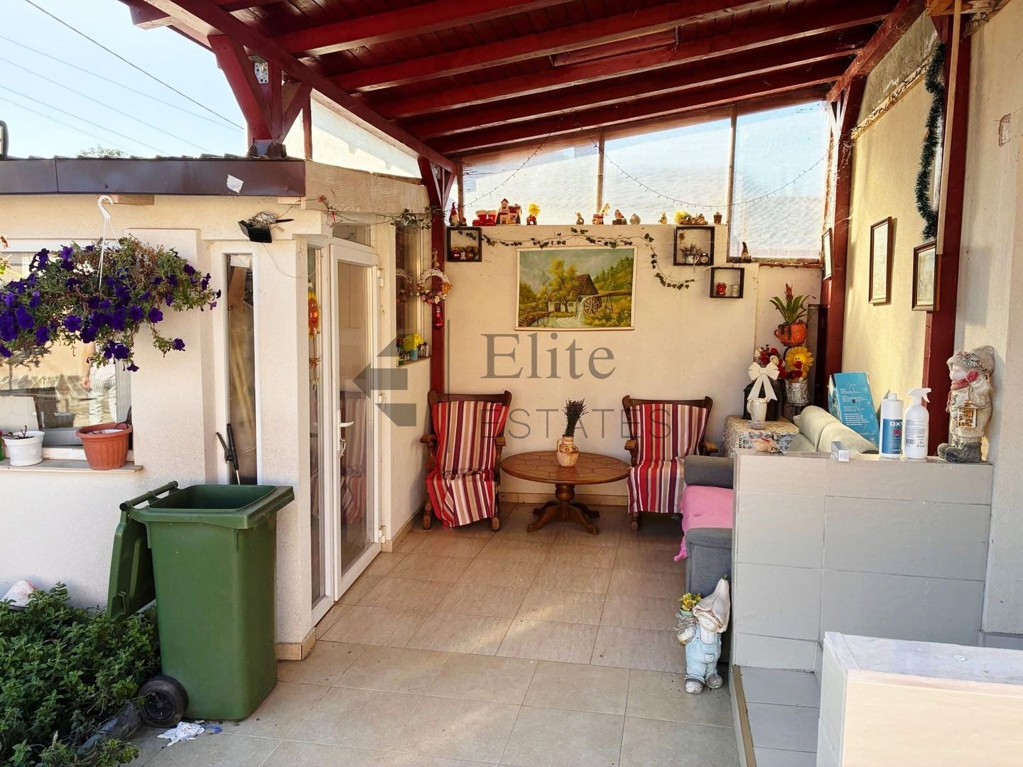 Casă de vânzare în Biharia - Poză 1