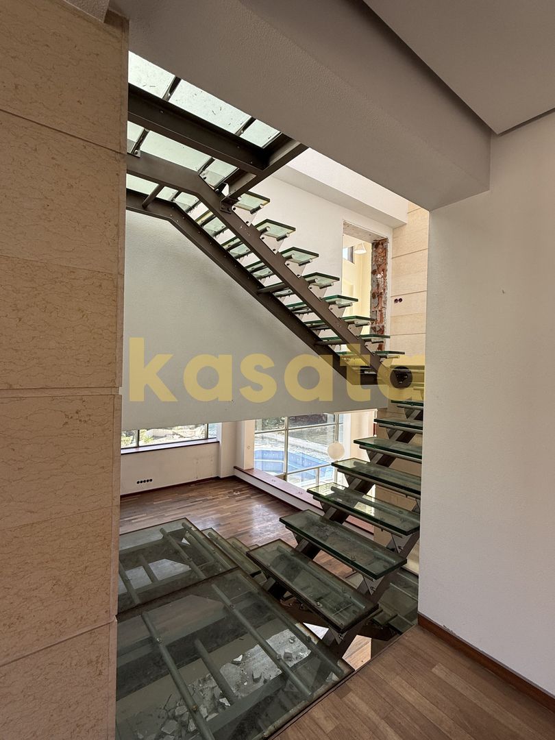 Vânzare teren 1484 mp Șoseaua Nordului  și vilă  renovabila - Poză 3