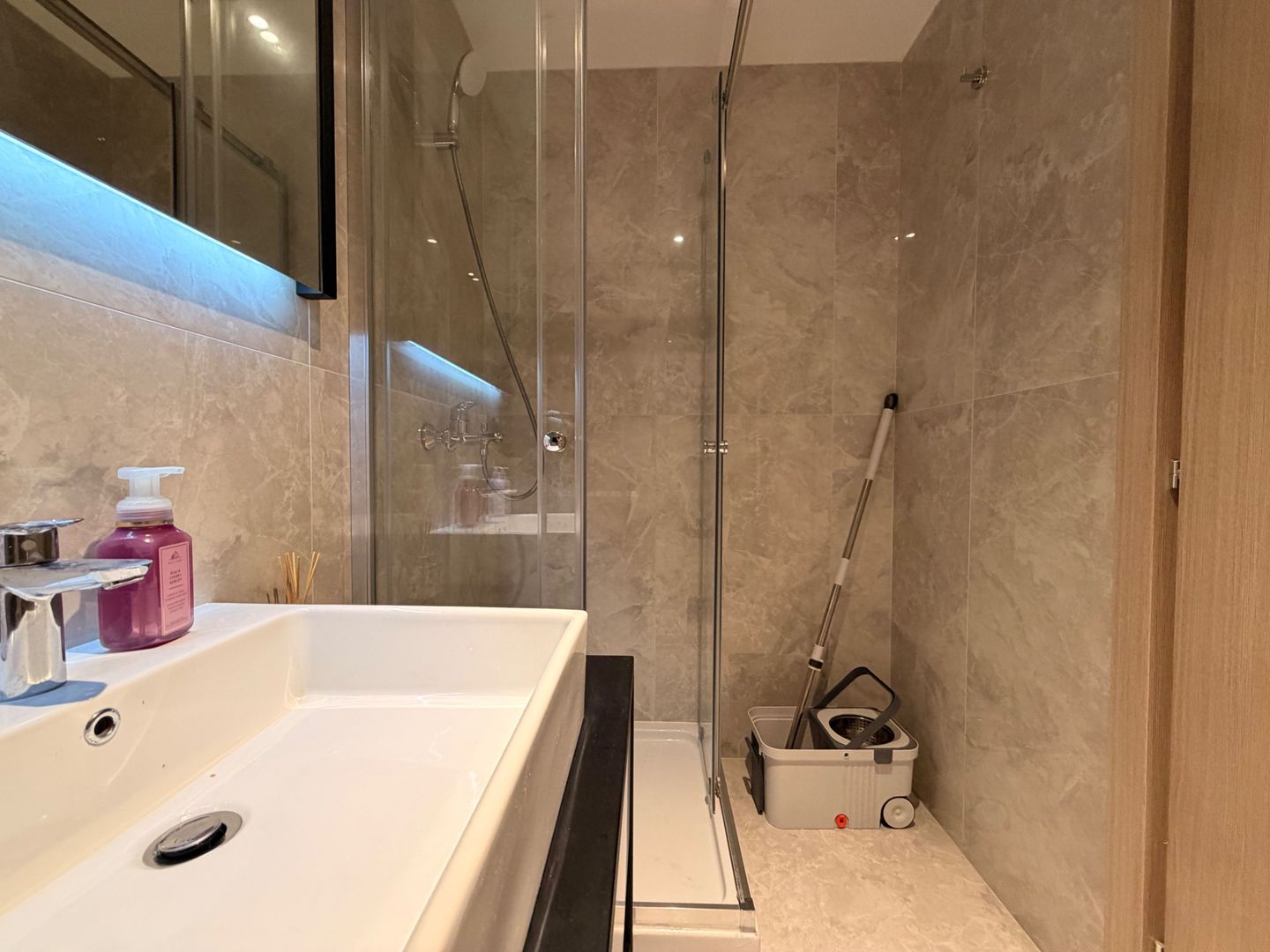 APARTAMENT 3 CAMERE | MOBILAT + UTILAT | LOC DE PARCARE - Poză 14