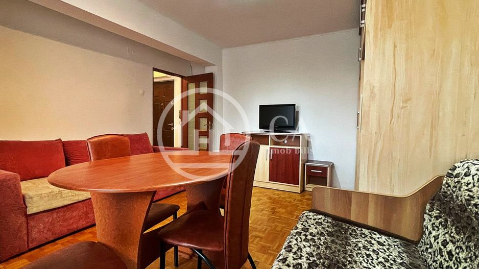 Apartament de inchiriat cu 3 camere in zona Rogerius, Oradea - Poză 3