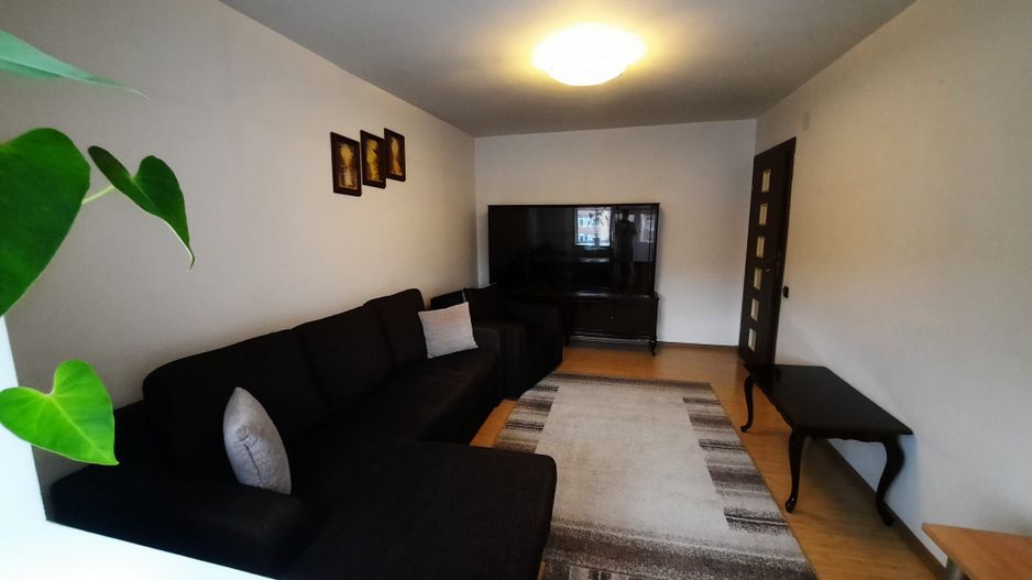 Inchiriere 2 camere decomandat - Poză 1