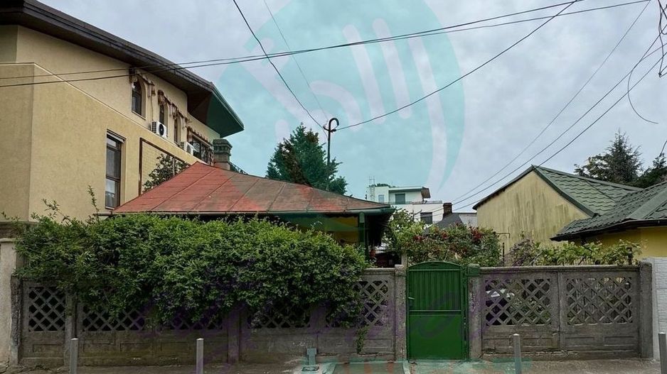 "Casuta bunicii" cu teren 344m2 zona Mărțișor lângă parcul Orășelul Copiilor - Poză 1