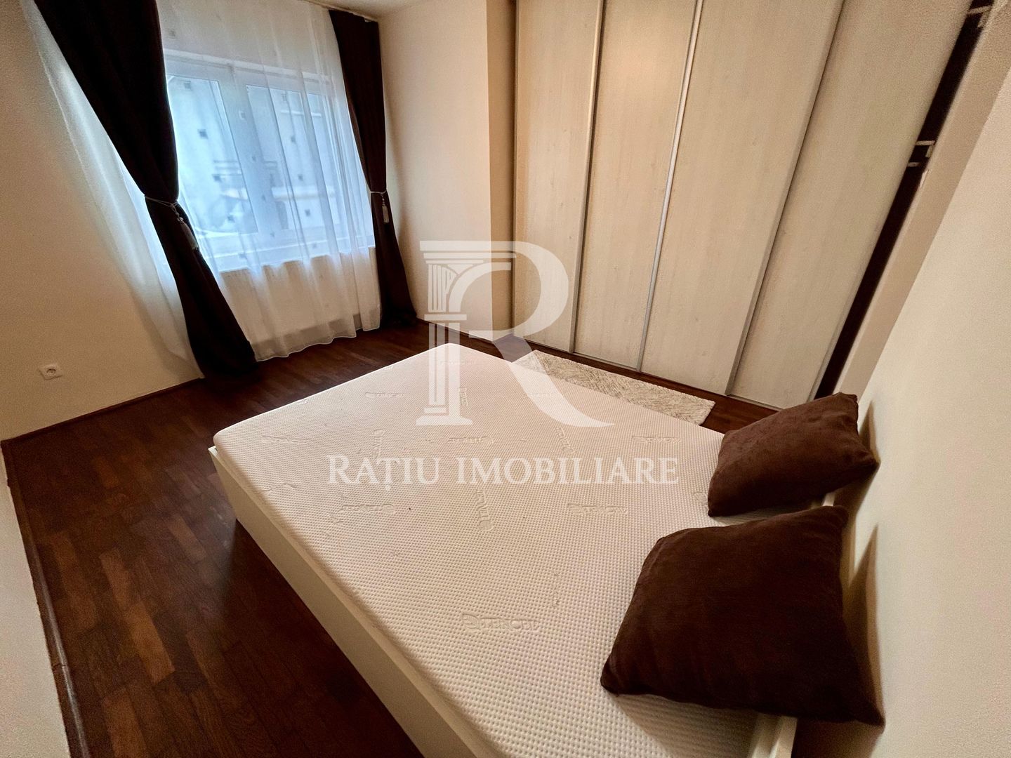 Casa cu 4 camere | Pet Friendly | Zona Metro | Oradea - Poză 11