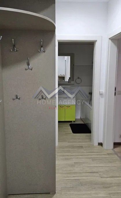Apartament 2 camere Otopeni central | bucătărie închisă, parcare - Poză 6
