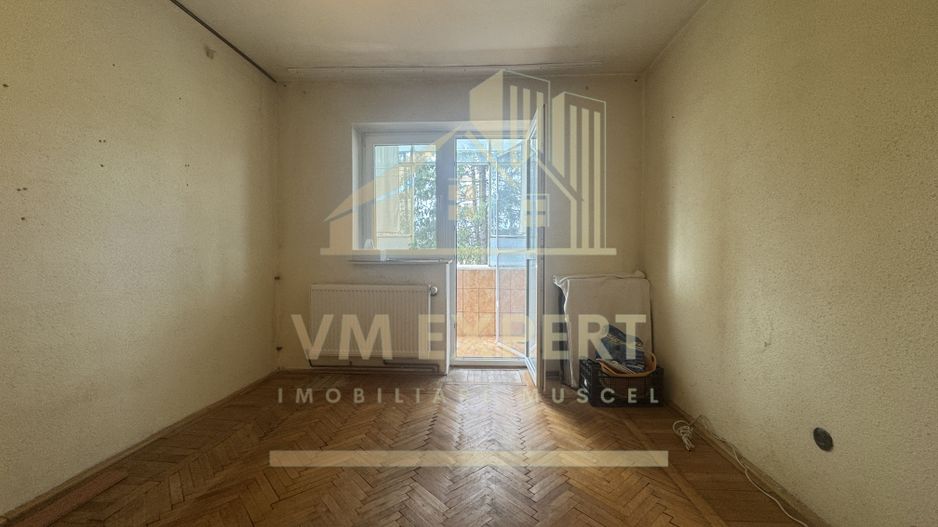APARTAMENT 2 CAMERE ETAJ 2 CAMPULUNG - Poză 11