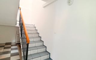 Imobil de închiriat cu locuri de parcare, curte si anexe - Poză 8