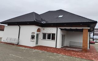 Spatiu de inchiriat central Baicoi - Poză 2