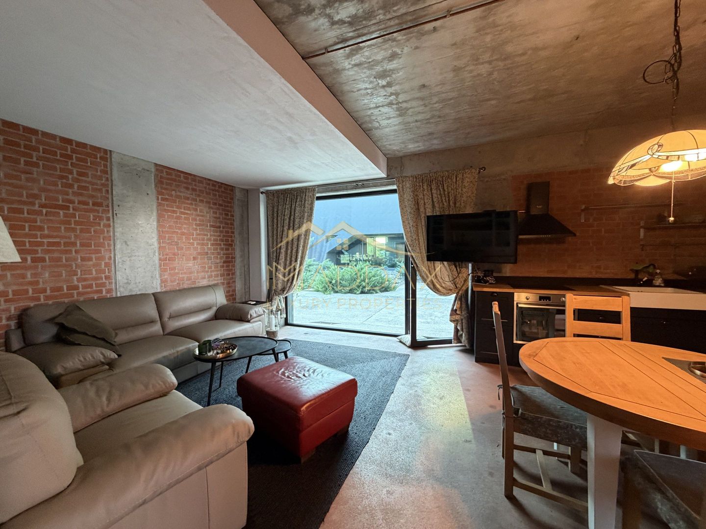 Vila Exclusivista *2223mp teren* / Piscina proprie / 5 garaje / Otopeni - Poză 36