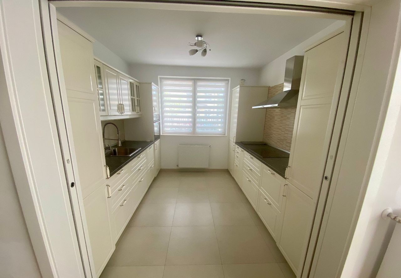 Vila de inchiriat| 4 camere complexul rezidential Corbeanca Park - Poză 12