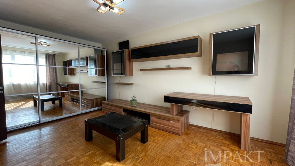 Închiriere 2 camere, central, 2 locuri de parcare - Poză 2