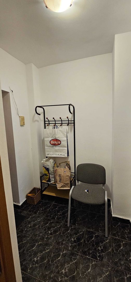 Garsoniera de inchiriat et 8/10 - zona Piata Iancului - Poză 3