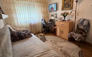 Garsoniera in zona Rogerius - Poză 4