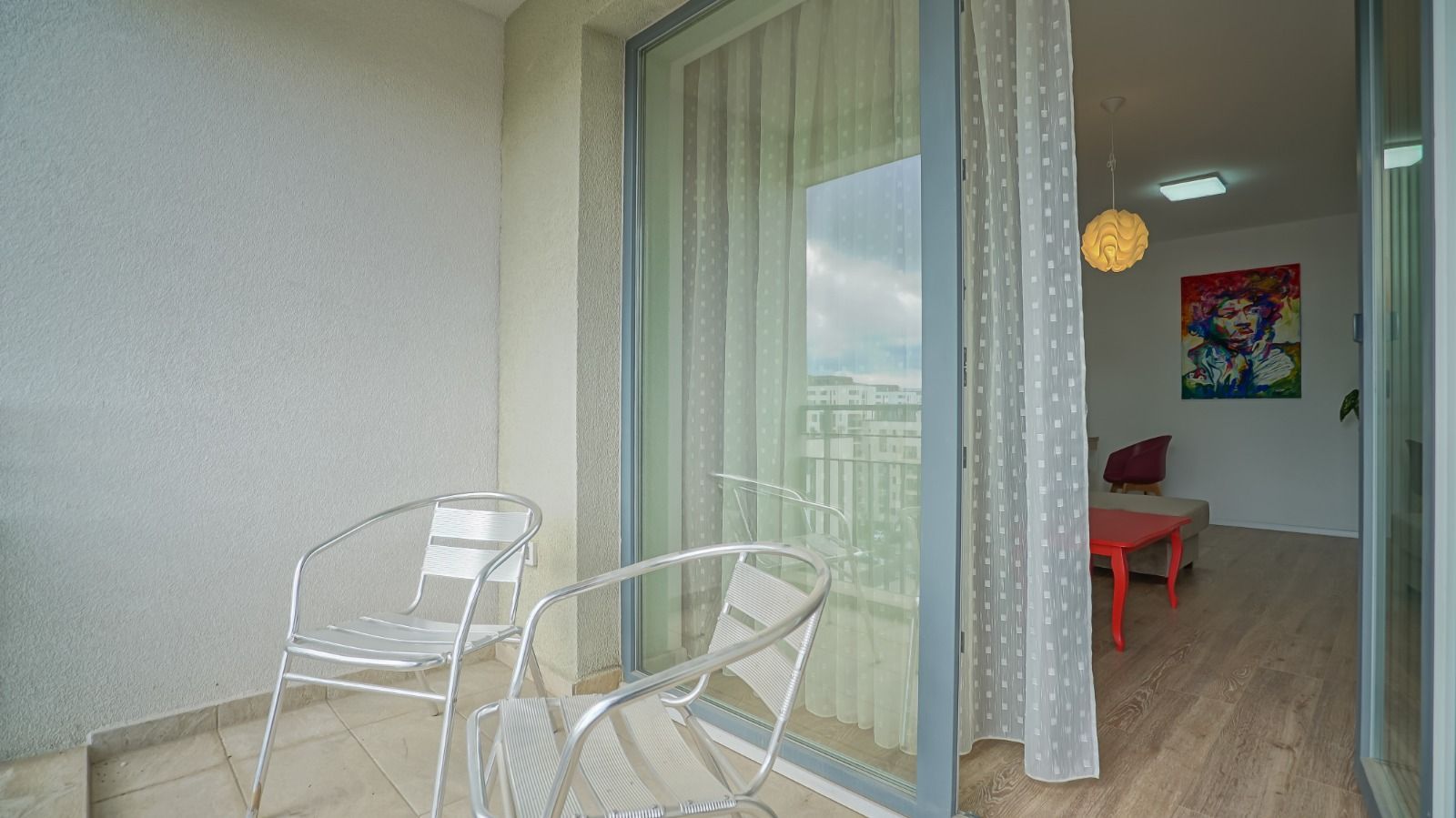 Coresi Urban Vibe | Apartament modern cu vedere directă la pietonală - Poză 5