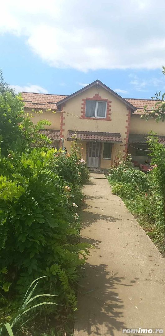 Casa de vanzare - Poză 1