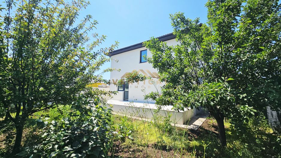 Vila 4 camere in centrul comunei Berceni - Poză 5
