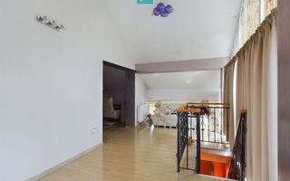 Casă Individuală tip Parter și Mansardă zona Girocului - Poză 5
