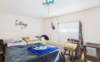 Casă cu 3 camere și teren generos în Drauț - Poză 4