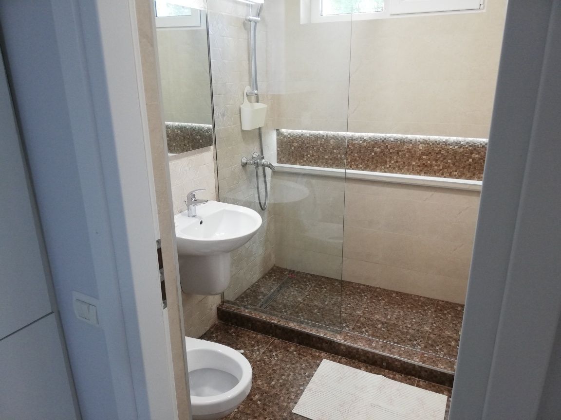 Apartament 2 camere renovat complet – Tomis 1, lângă Spitalul Județean - Poză 6