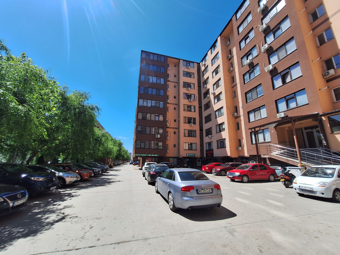 Apartament 2 cam mobilat&utilat&parcare Str. Tineretului Militari - Poză 2