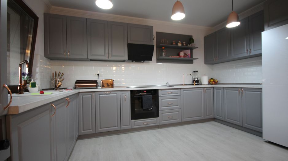 Modern si primitor - Poză 20