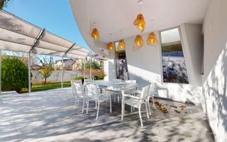 Un singur cuvant-IREPROSABILA - Poză 3