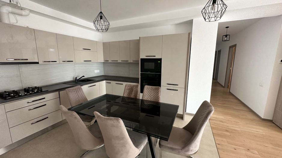 Apartament bloc nou 3 camere - parcare subterana - Poză 17