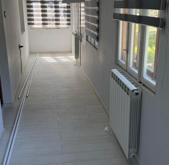 De vanzare proprietate Podari – 2 hale industriale + casa și spatiu recreativ - Poză 18