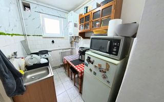 Apartament 2 camere - cartierul Tudor Vladimirescu, zona Macul Roșu - Poză 6